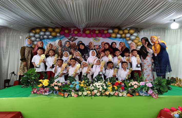 Pelepasan dan Pentas Seni TK ISLAM AL IRSYAD GINTUNGREJA 