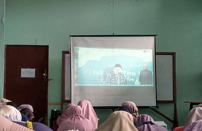 Ngaji bersama Ustadz Muhammad Joban