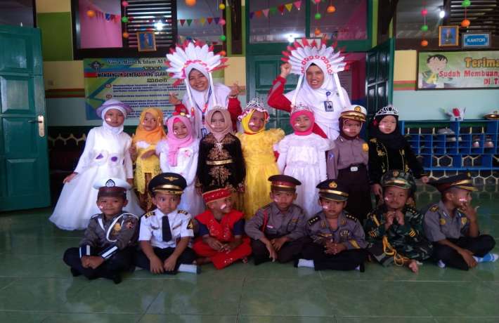 TK Islam Al Irsyad Gintungreja memeriahkan Ulang Tahun Kemerdekaan Indonesia