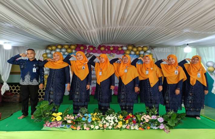 Wajah-wajah Pendidik TK ISLAM AL IRSYAD GINTUNGREJA 